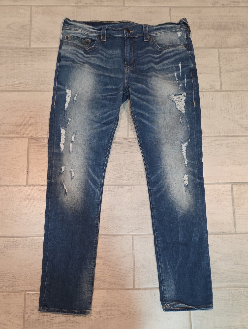 True Religion Rocco Relaxed Skinny Distressed Men's Size 38x34 Stretch
